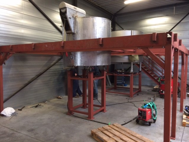 Staalconstructie bordes 6