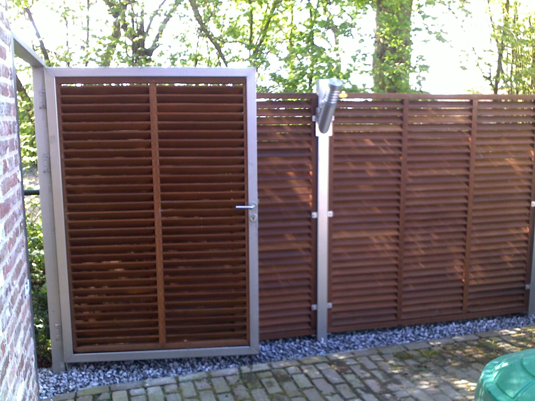 RVS deurframe schutting